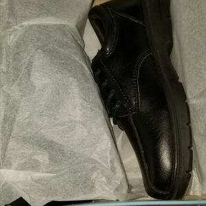 NWT SPERRY TOP SIDER NATHANIEL OXFORD 10.5W BOYS. Great shoe for school.